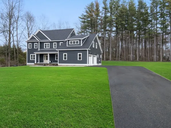 10 Chatham Ln, Danvers, MA 01923