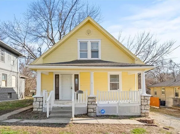 11629 E 16th St S, Independence, MO 64052