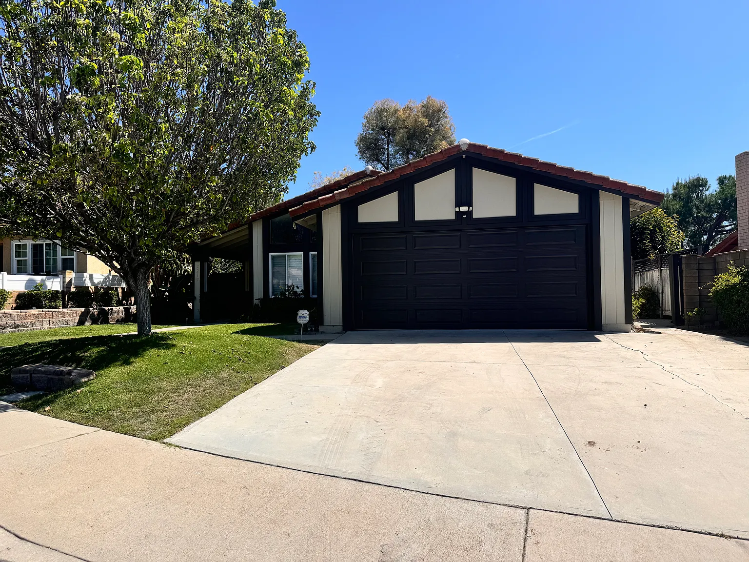 3 bed, 1372 sqft, $3,500 — Photo 1
