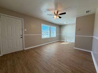 4241 Surrey St, Fort Worth, TX 76133