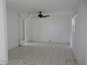 5th image of 2147 Cherrywood Dr