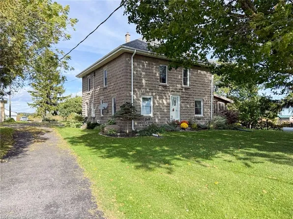 1699 Lakeshore Rd, Norfolk County, ON N0E 1M0