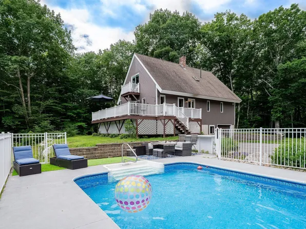 456 Wentworth Road, Brookfield, NH 03872