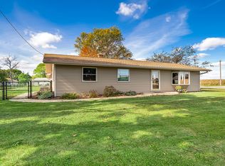 412 N Benton St, Winnebago, IL 61088