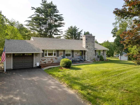 29 Folsom Road, Ossipee, NH 03814