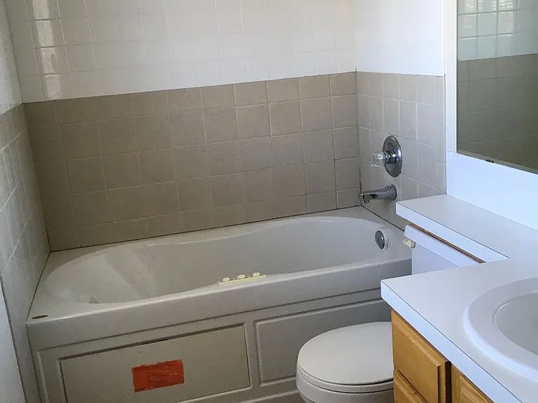 3103 Summit Ct — Photo 2
