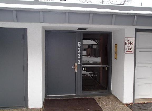 2nd image of 8222 Fremont Ave S APT D
