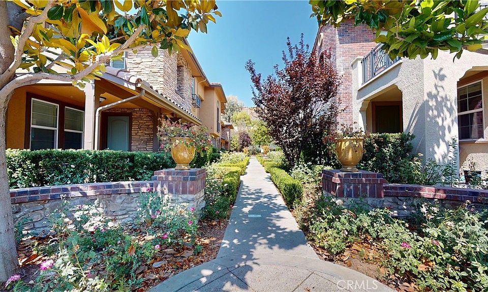 1st image of 28481 Herrera St