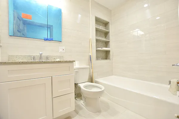 Rented by Highline Residential | media 19