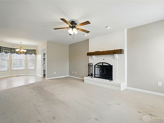 2nd image of 8177 Fox Knoll Dr