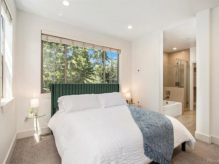 2357 E Iliff Ave — Photo 14
