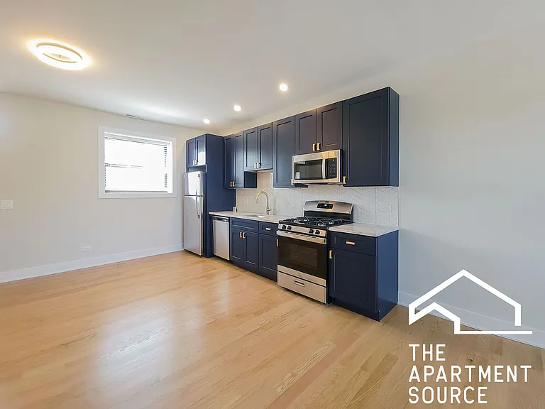 2020-22 W Montrose Ave #3D — Photo 4