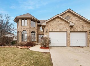 520 N Veterans Pkwy #1, Addison, IL 60101