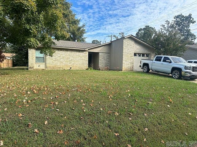 1st image of 1108 Nicole Dr