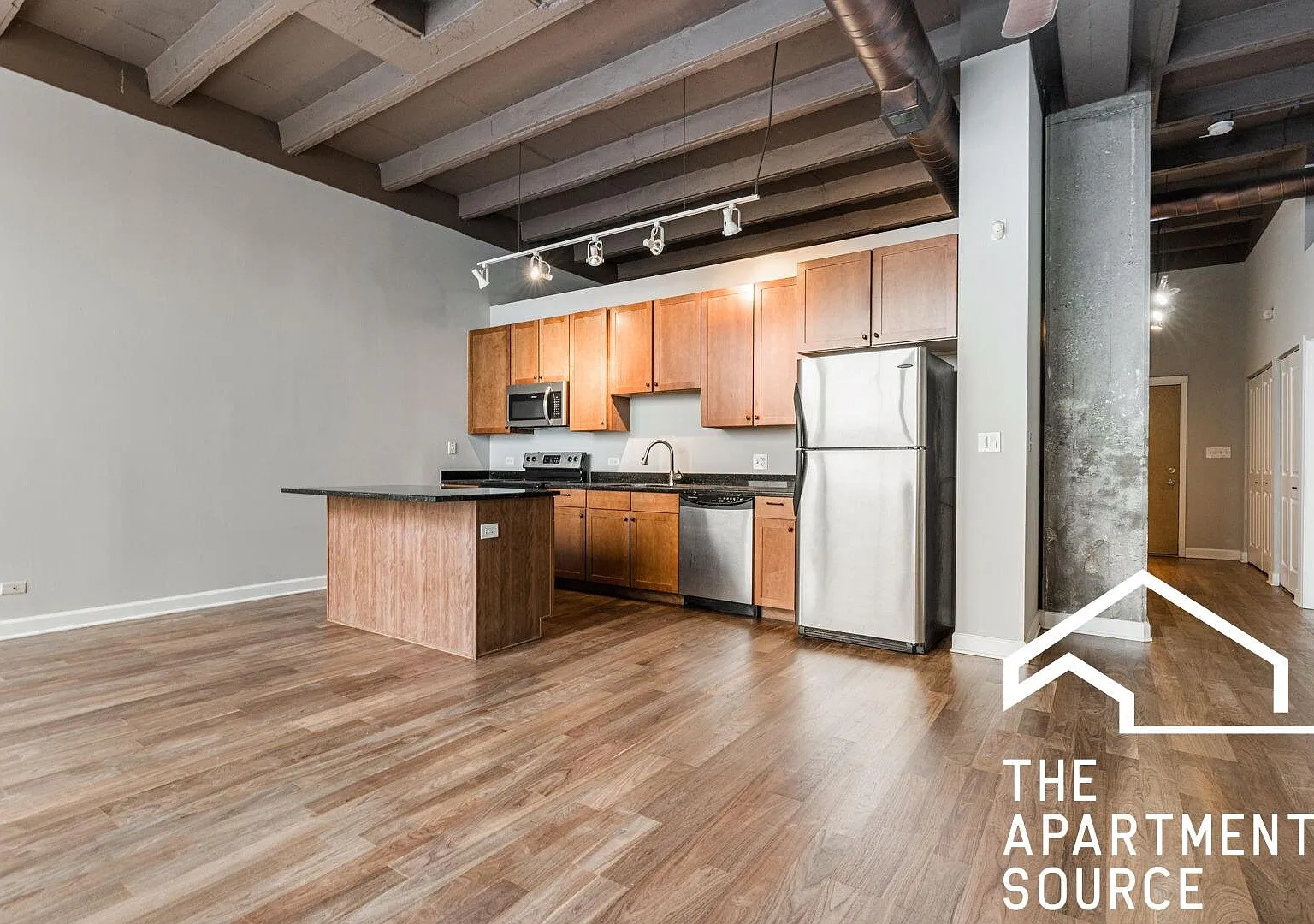 Modern 2 Bed/2 Bath Condo in Chicago | Available 8/29 | $2995 - 4133 W Belmont, IL — Photo 2