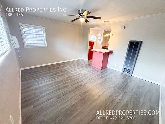5th image of 621 N Leverett Ave APT 3