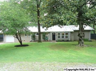 3026 Crescent Cir SE, Huntsville, AL 35801