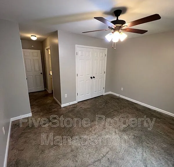 3805 Lake Park Cv — Photo 12