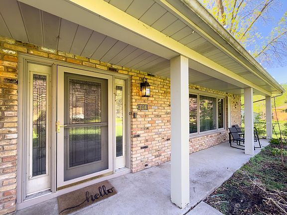 3rd image of 3116 Greenock Rd