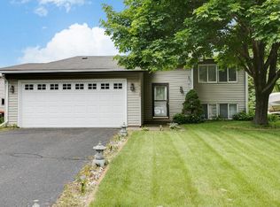 9778 Heath Ave S, Cottage Grove, MN 55016