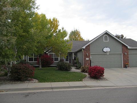 2nd image of 4139 Stoneham Cir