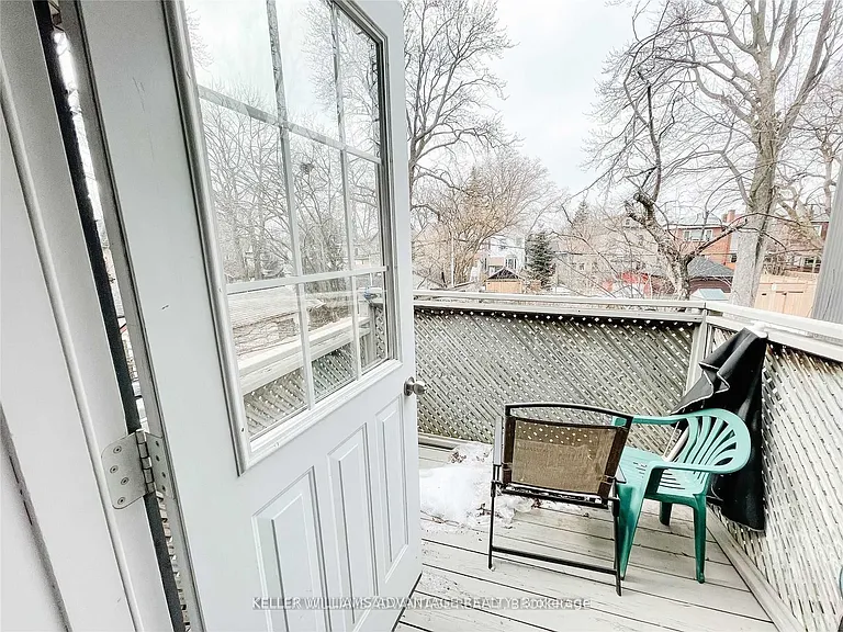 98 Woodycrest Ave #UPPER — Photo 10