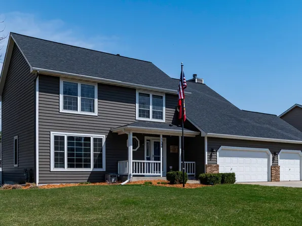 2585 Queensport Rd, Woodbury, MN 55125