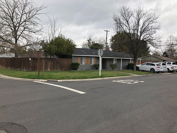 3rd image of 3221 Ardenridge Dr