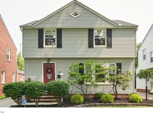 4053 Bushnell Rd, University Heights, OH 44118