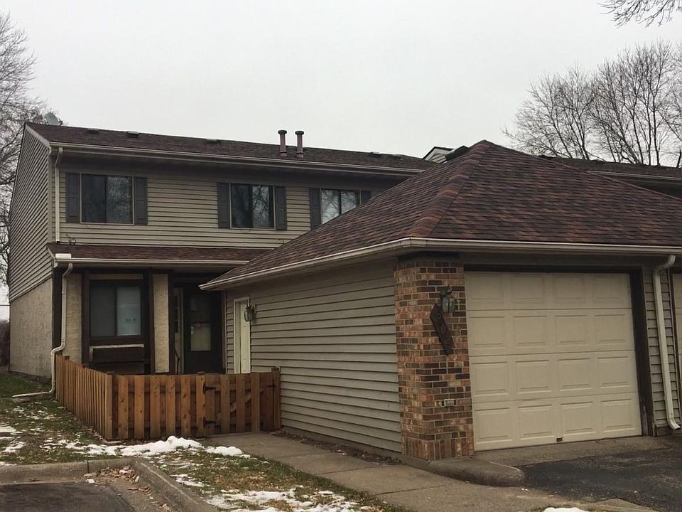 1st image of 202 Bridlewood Dr