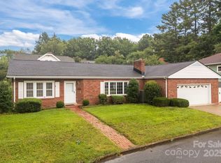 109 Rhoda St, Canton, NC 28716