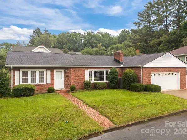 109 Rhoda St, Canton, NC 28716