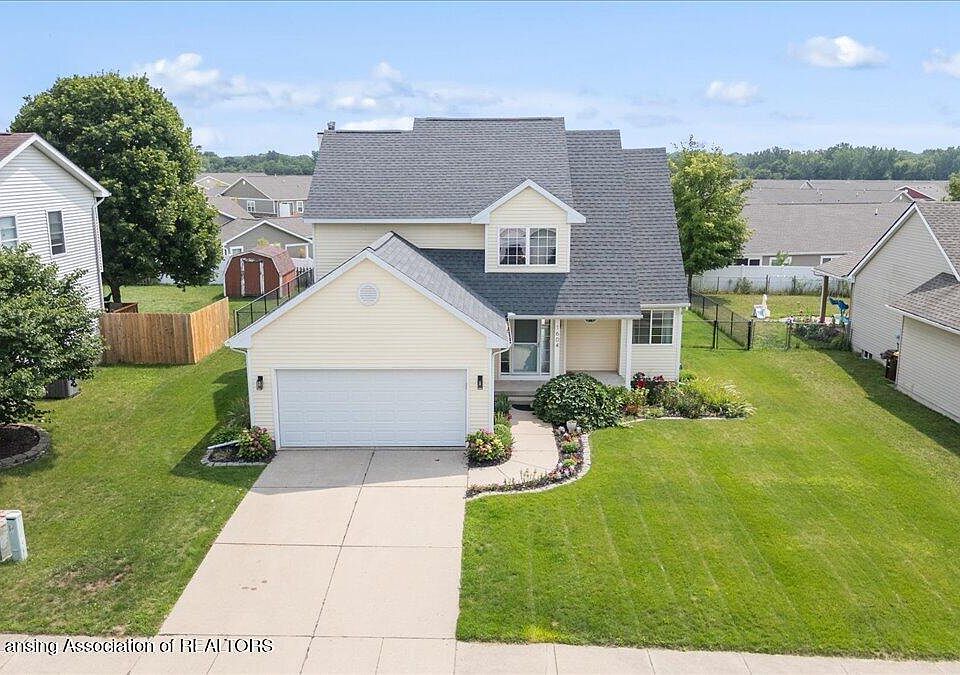 1st image of 1604 Holbrook Dr