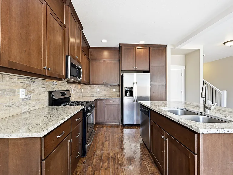 1064 SE Leonel Ln — Photo 10