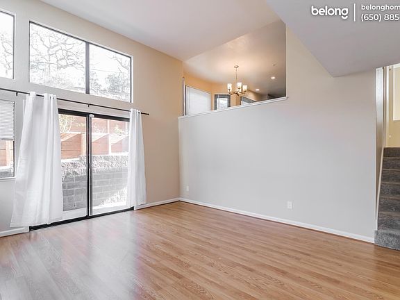 5th image of 412 Wood Hollow Dr