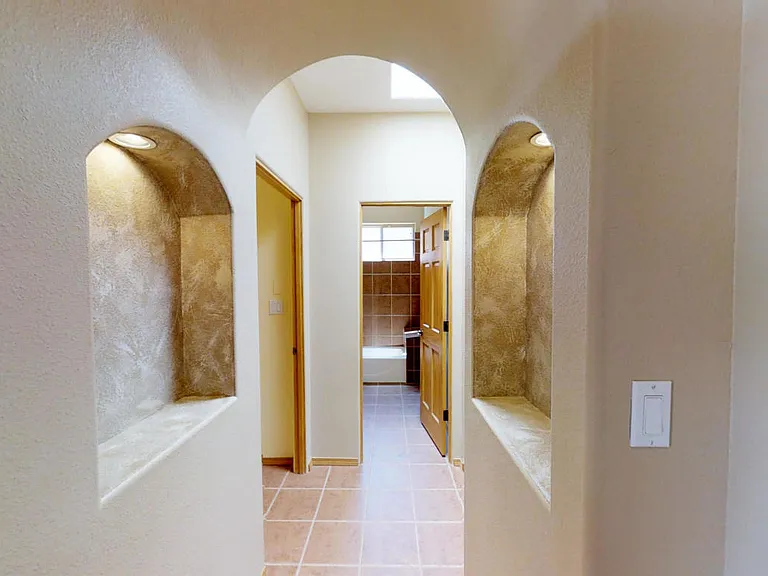 1312 Tiffany Ln SE — Photo 12