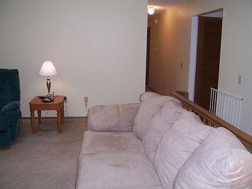 5th image of 906 Justice Ct
