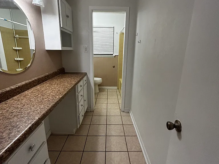 1203 Blueridge Pkwy — Photo 10