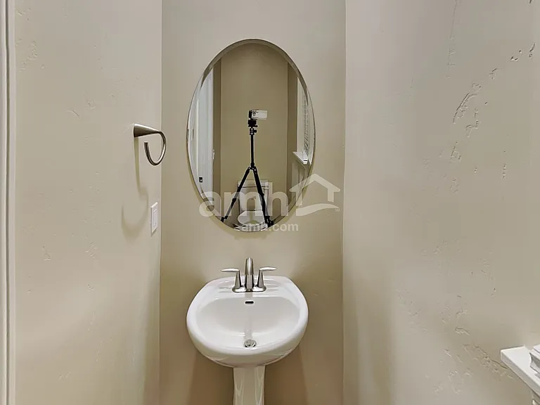 4437 N Morgan Way — Photo 7