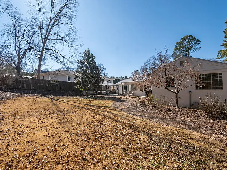 119 Fortson Cir — Photo 55