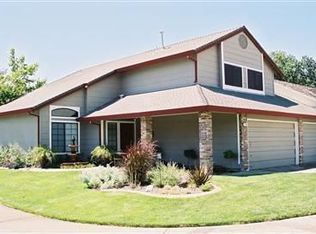 7743 Auburn Woods Dr, Citrus Heights, CA