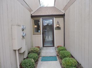 11 Dickinson Ct, Red Bank, NJ 07701