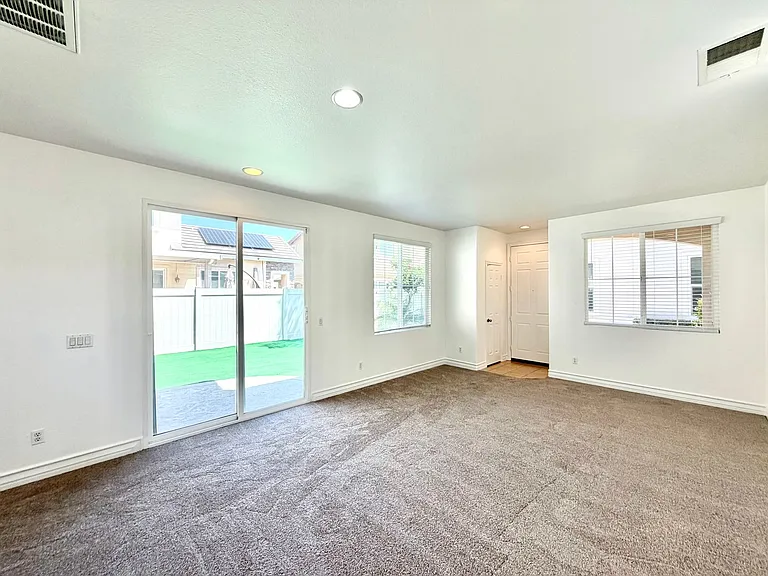 37168 Galileo Ln — Photo 6
