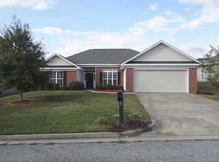 8 Brentview Dr, Phenix City, AL 36869