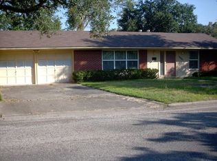 1806 E Park Ave, Victoria, TX 77901