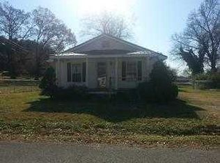 300 E Illinois Ave, Whitwell, TN 37397