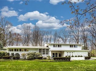 6550 Fair Oaks Cir, Fairview, PA 16415