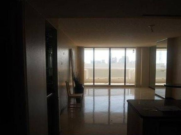 3rd image of 1717 N Bayshore Dr APT 3744
