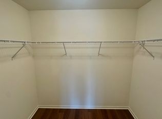 3861 Sylvan Lakes Blvd #412, Sylvania, OH 43560