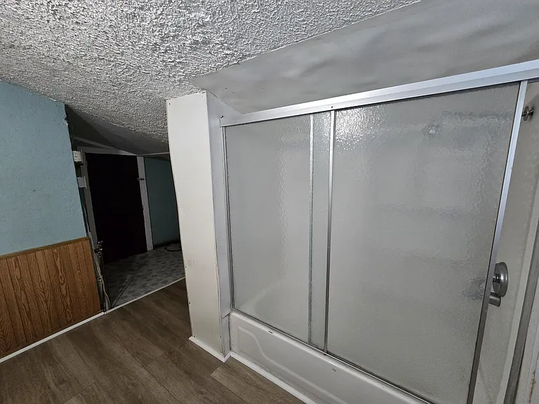 232 Center St — Photo 21